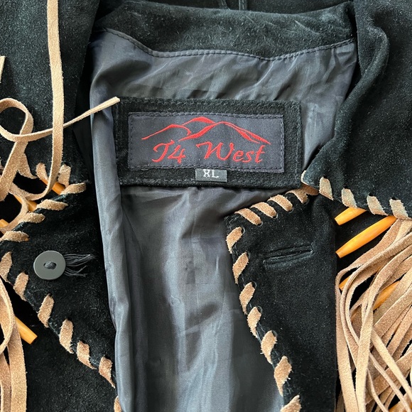 Jacket might have been worn 2 times.This was my dads & he is no longer with us. - Picture 3 of 3